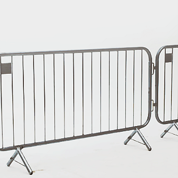 ชุบอุปกรณ์จราจร